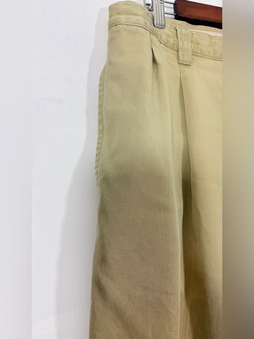 Tommy Bahama Beige/Tan Chinos - Picture 3 of 16